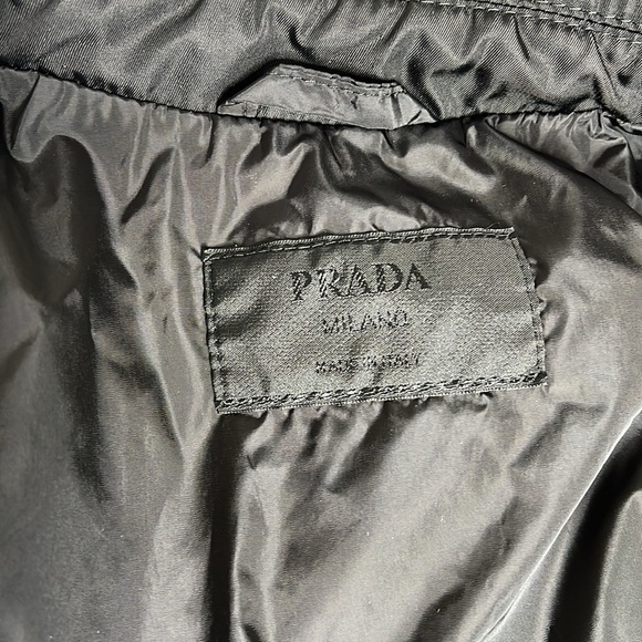 Prada Sz 38 Lightly Padded Black Structured Button Blazer Jacket - Picture 9 of 12